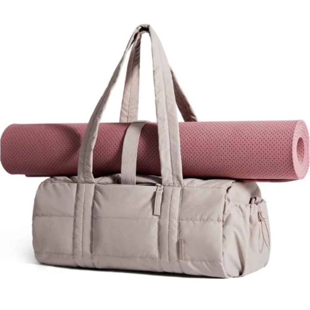 Bagsmart Air Loft Carry On - Puffy Gym & Yoga Duffle